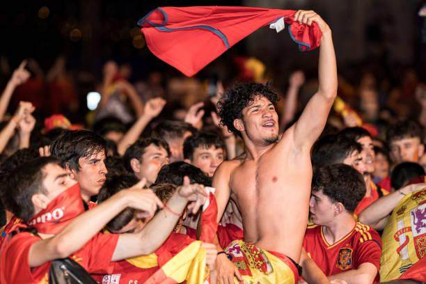 1721057813249044857.jpg 2161509720-612x612.jpg