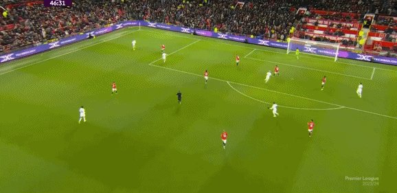 1705267142514050984.gif 曼联46.gif