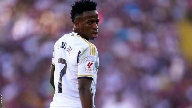 1700350090584063761.jpg b1955dc4eabf5238630351236ac1fb5.jpg